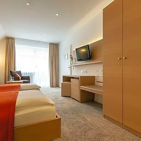Hotel Krone 4*